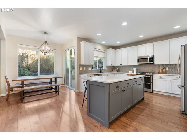 $678,369 | 16270 Southeast Jasper Drive, Damascus, OR 97089