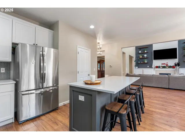 $678,369 | 16270 Southeast Jasper Drive, Damascus, OR 97089