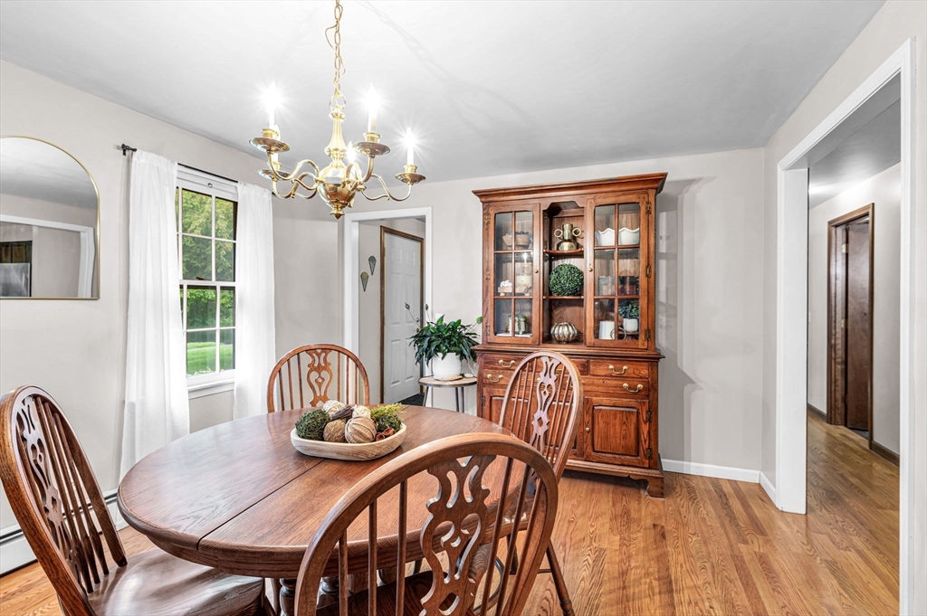 231 Edgewood Road West Springfield, MA 01089 - Photo 9 of 40