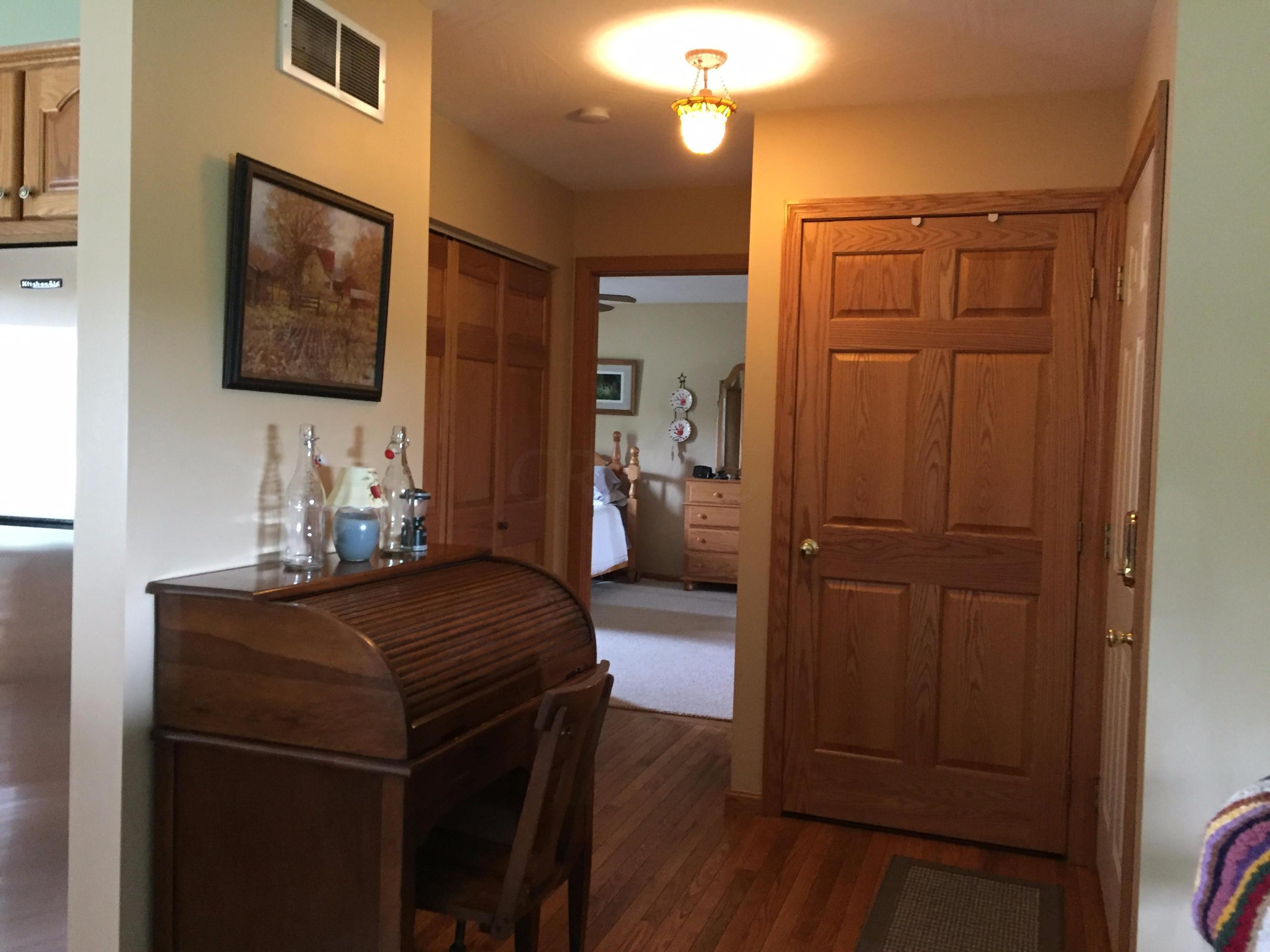 16285 Sycamore Road Mount Vernon, OH 43050 - Photo 9 of 24 Gallery Image 9