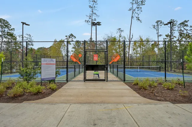 $410,000 | 105 Dove Springs Court, Conroe, TX 77304