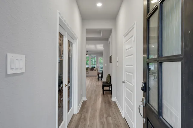 $410,000 | 105 Dove Springs Court, Conroe, TX 77304