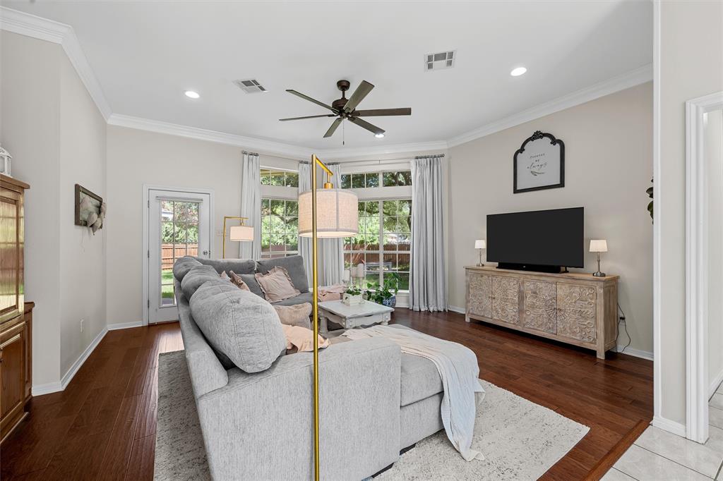 9508 Yellowstone Road Waco, TX 76712 - Photo 12 of 27