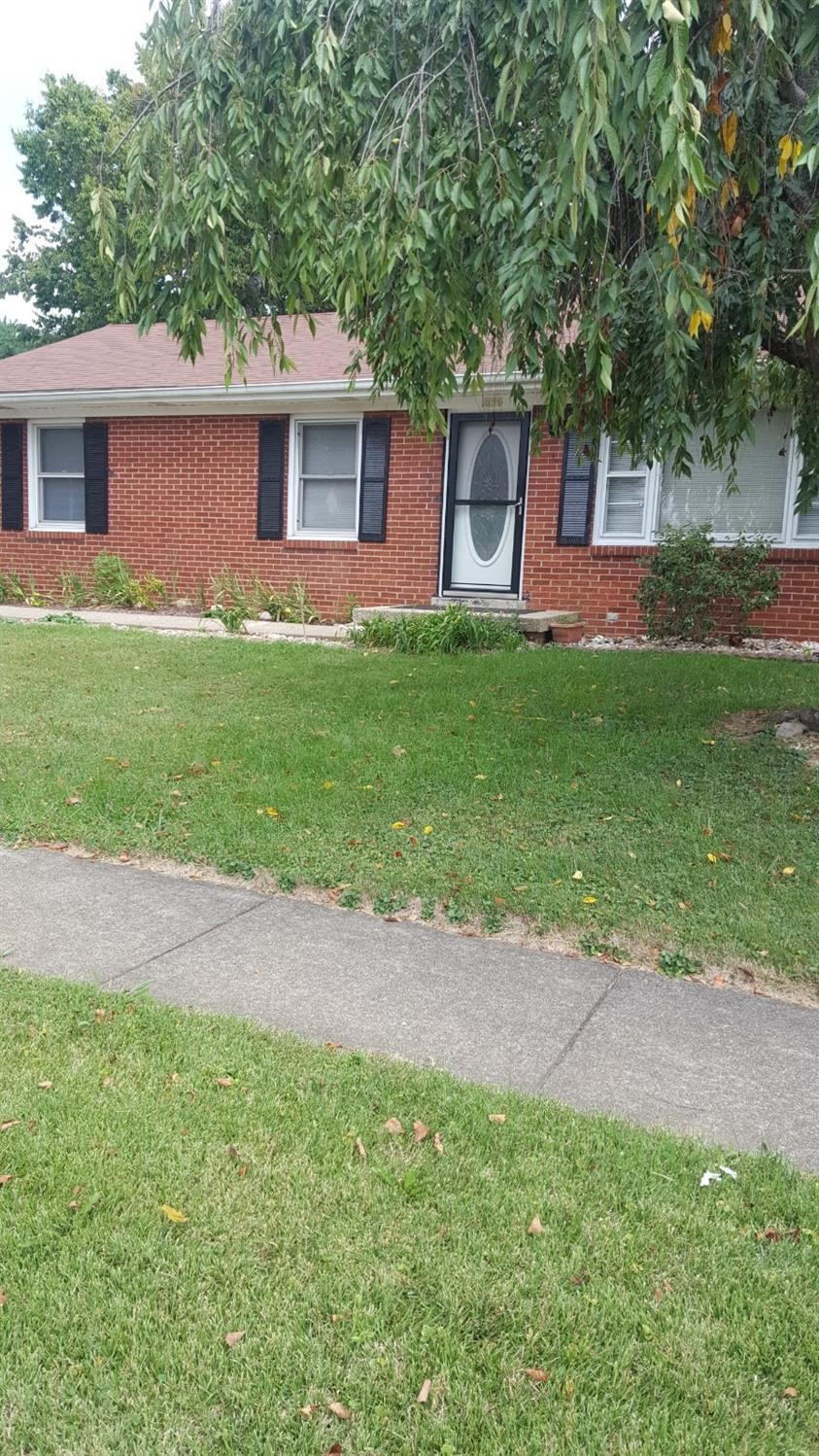 1693 Harrogate Road Lexington, KY 40505 - Photo 1 of 19 Listing Photo