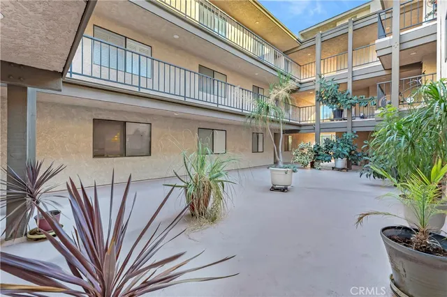 $675,000 | 605 Redondo Avenue, Unit 308, Long Beach, CA 90814