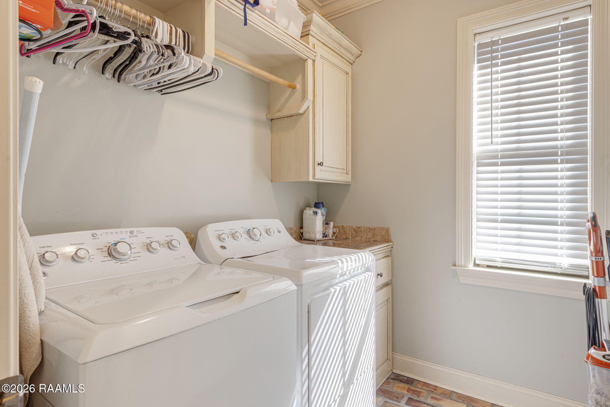 201 Dustin Circle Broussard, LA 70518 - Photo 20 of 27 Laundry Room