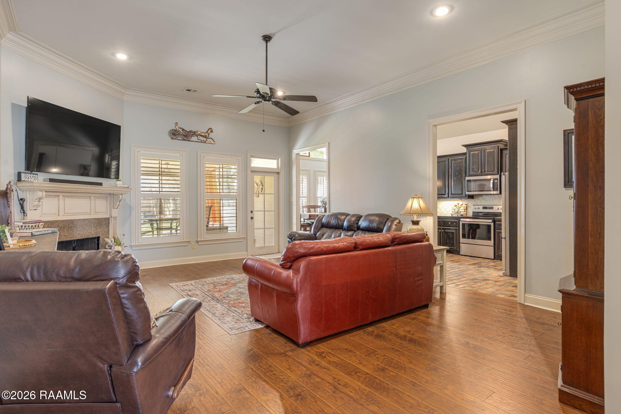 201 Dustin Circle Broussard, LA 70518 - Photo 4 of 27 Living Room