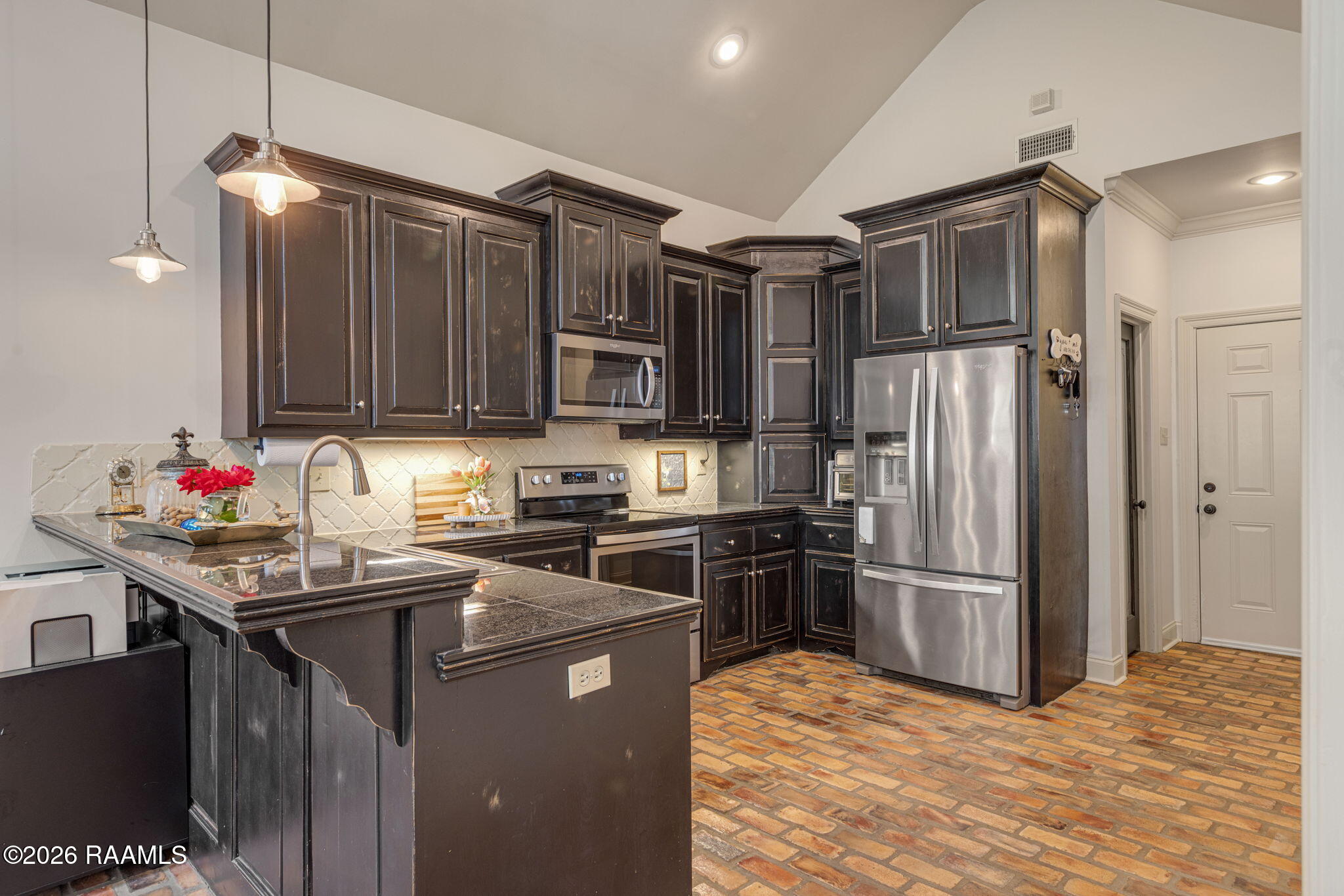 201 Dustin Circle Broussard, LA 70518 - Photo 8 of 27 Kitchen