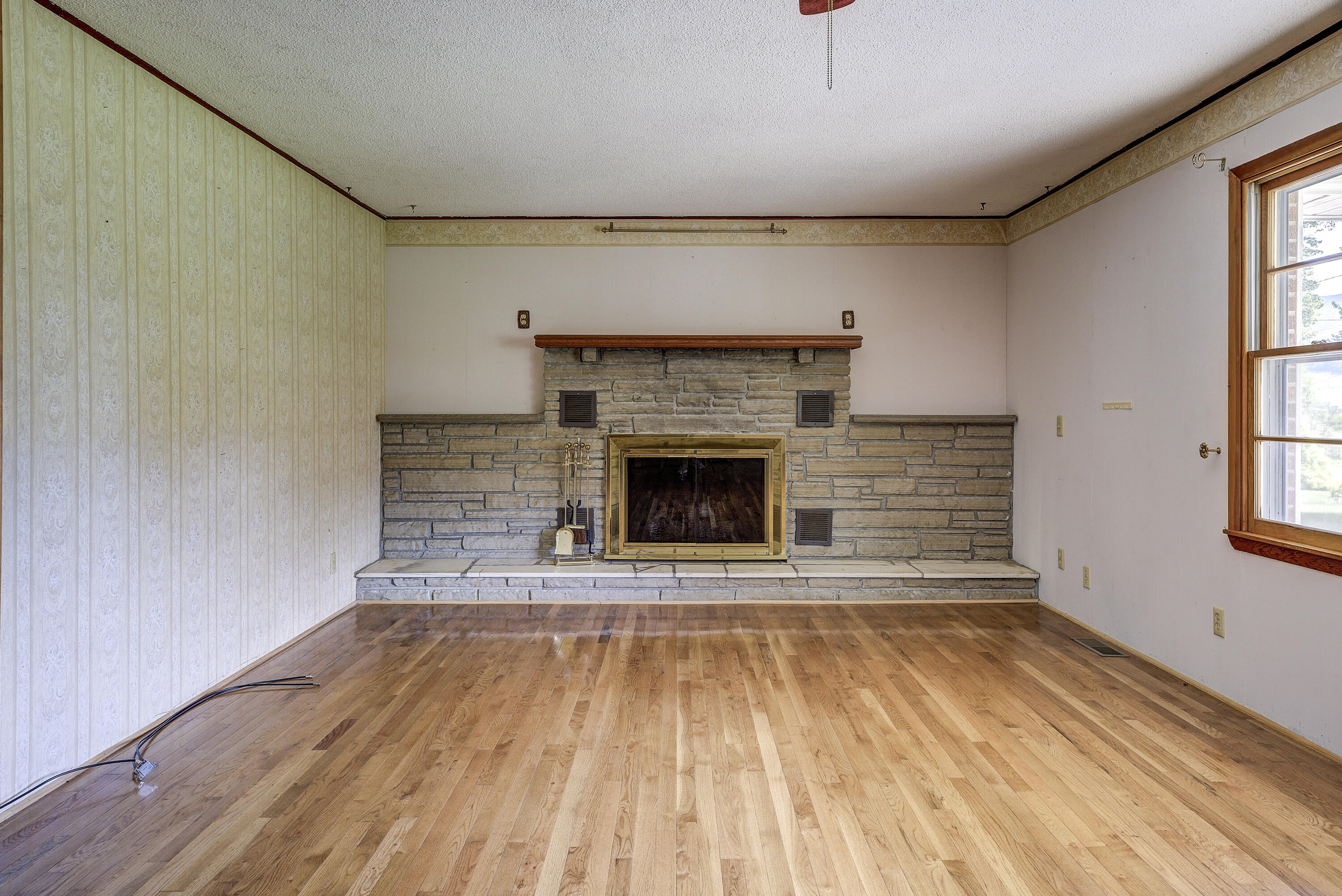 500 Slabtown Road Mountain City, TN 37683 - Photo 11 of 39 Slab-2