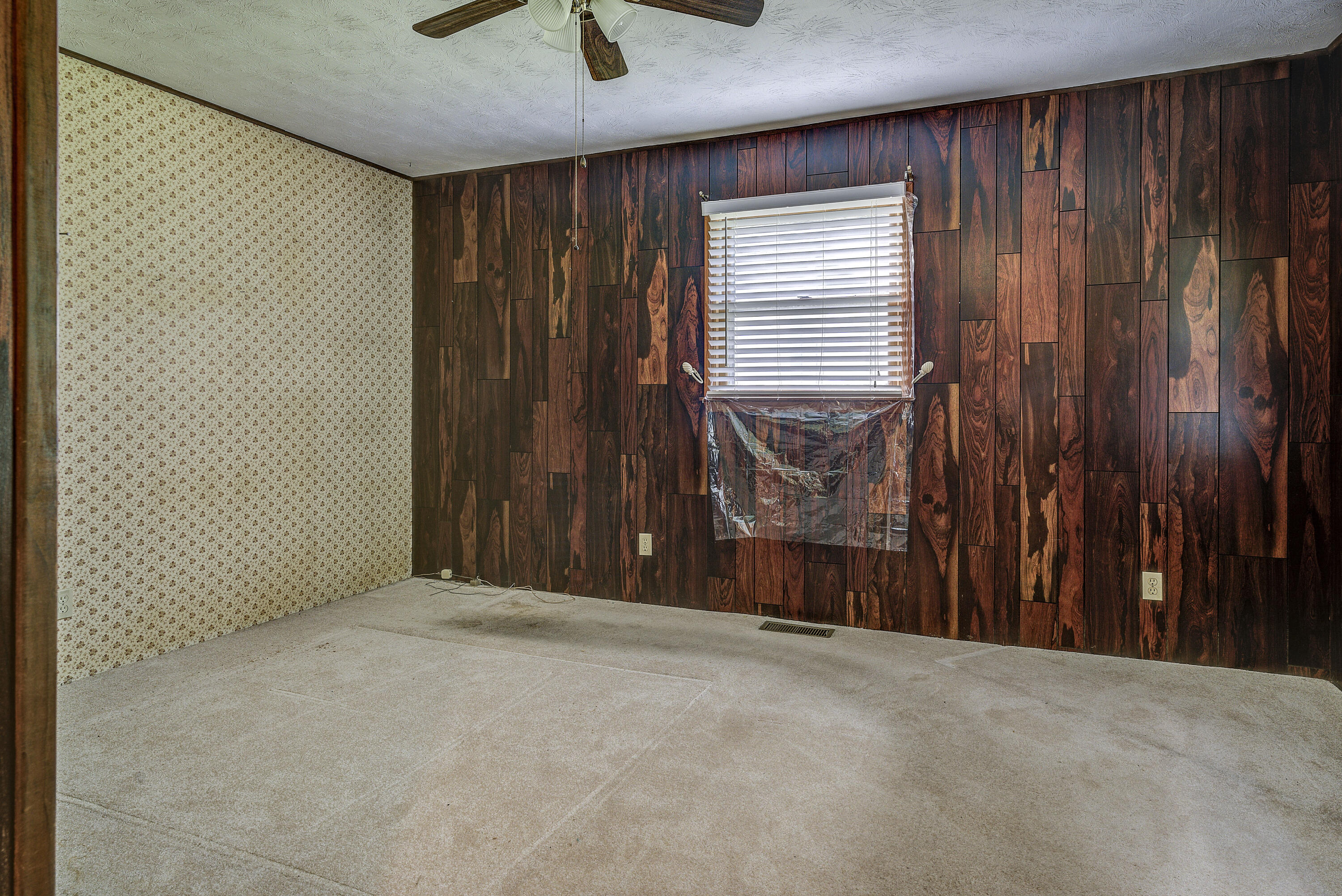 500 Slabtown Road Mountain City, TN 37683 - Photo 21 of 39 Slab-23