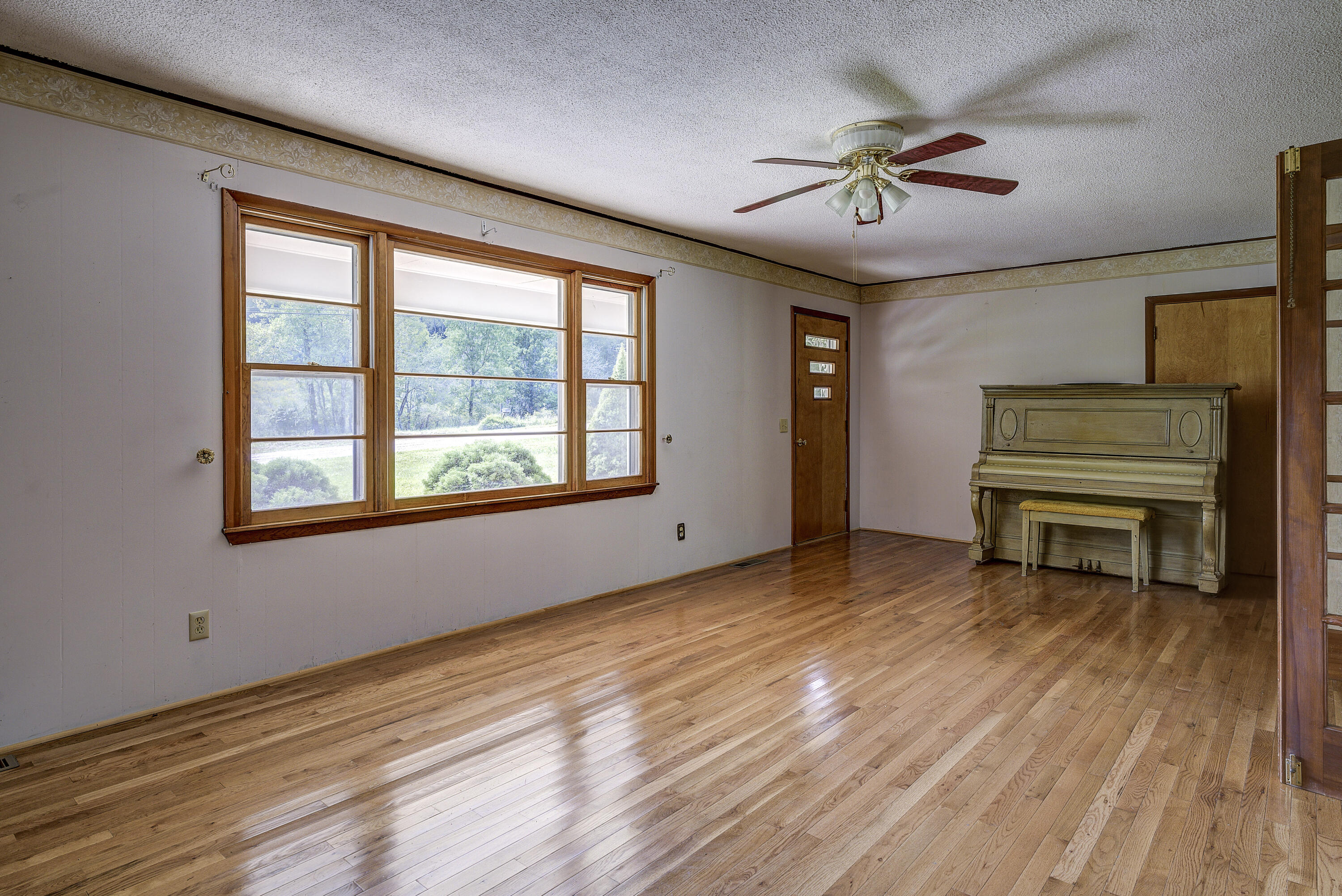 500 Slabtown Road Mountain City, TN 37683 - Photo 9 of 39 Slab-3