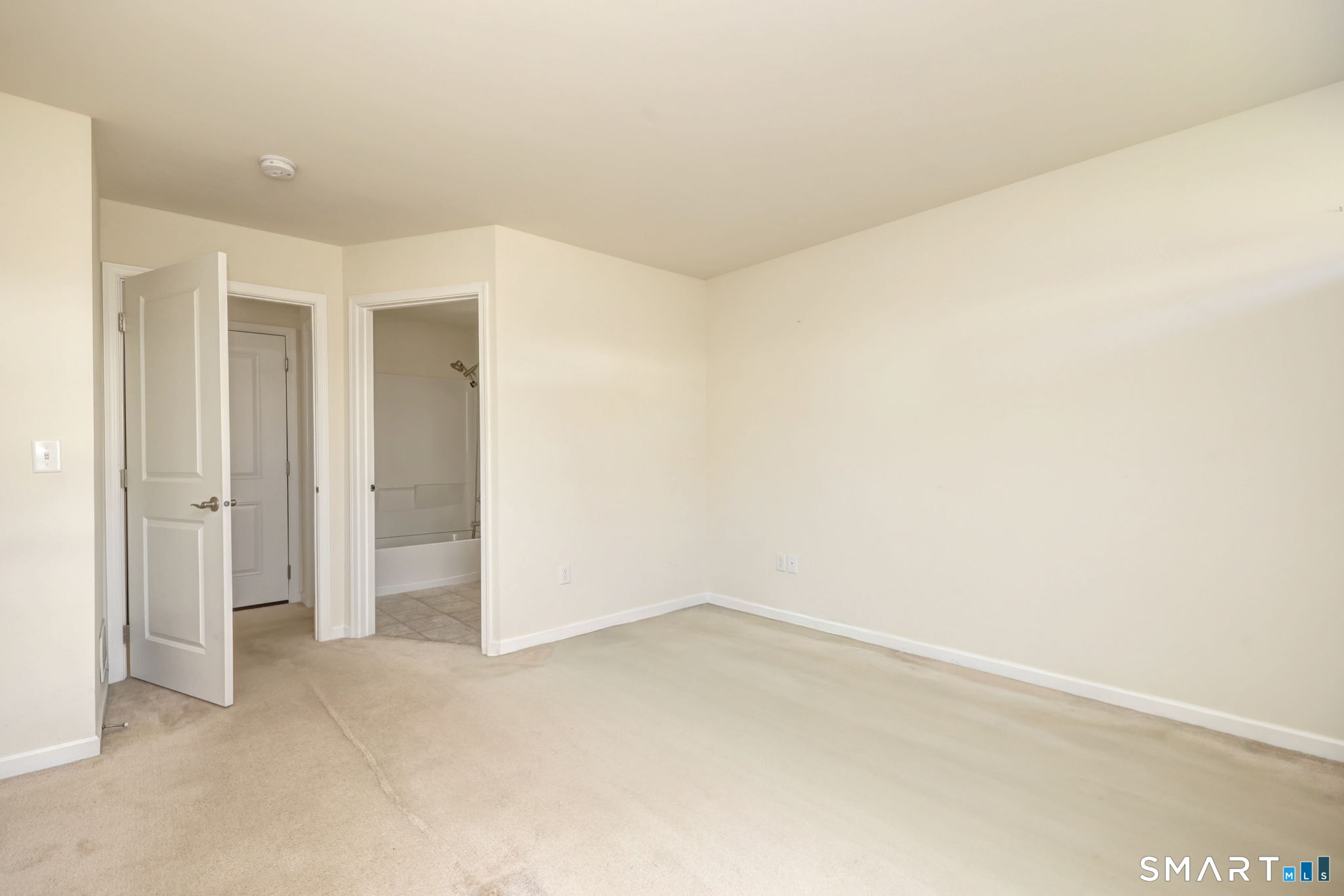 104 Cherry Circle, Unit 104 Prospect, CT 06712 - Photo 18 of 37 a view of an empty room