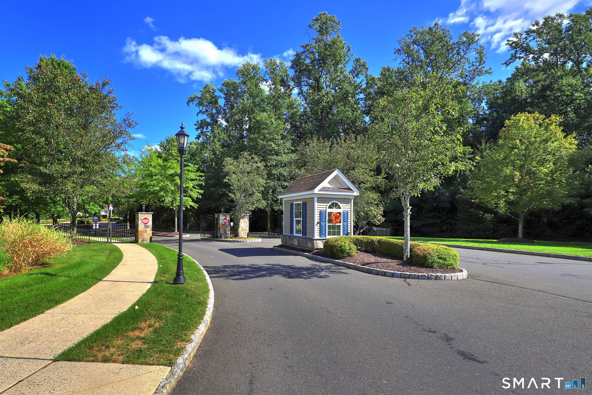 104 Cherry Circle, Unit 104 Prospect, CT 06712 - Photo 2 of 37