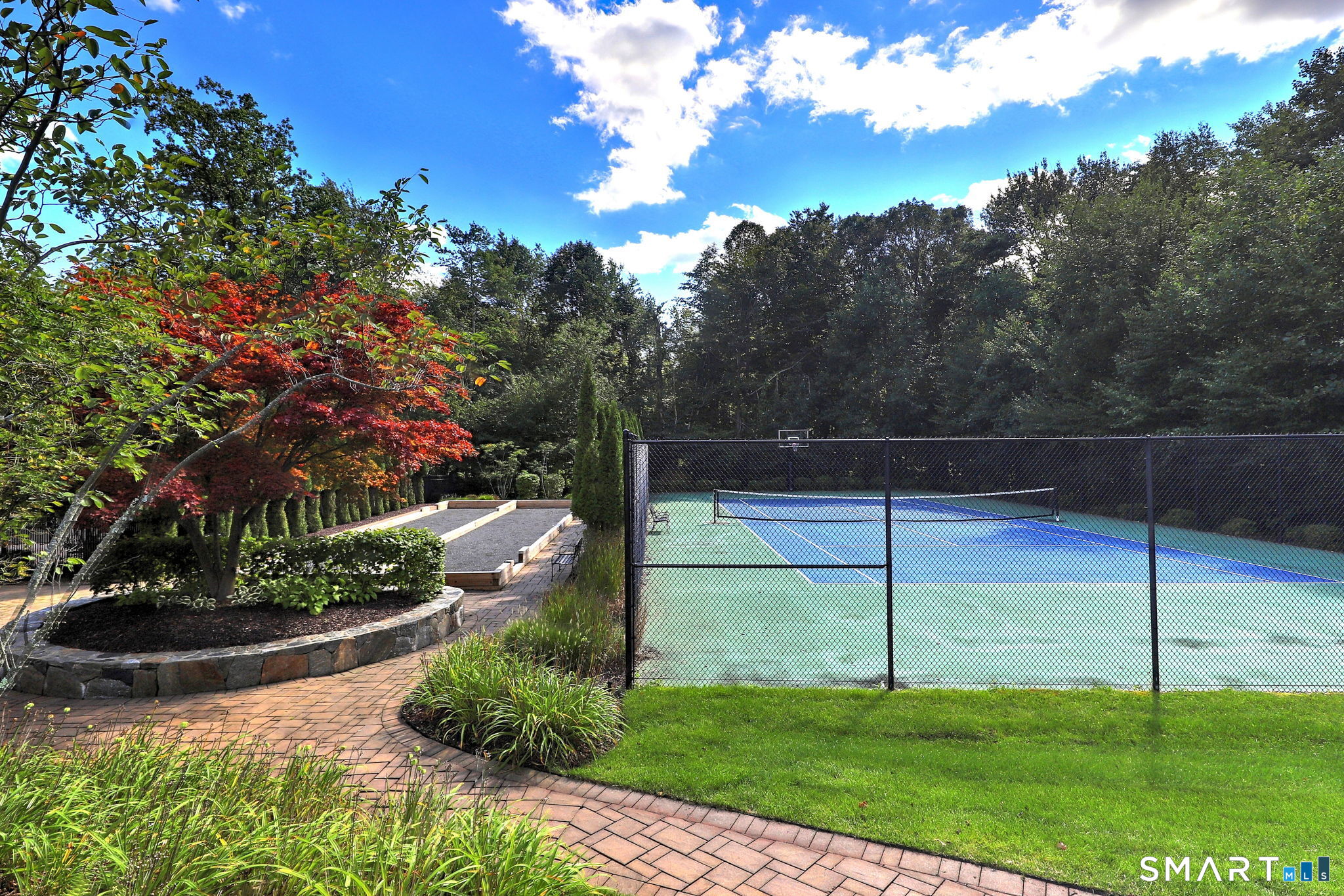 104 Cherry Circle, Unit 104 Prospect, CT 06712 - Photo 36 of 37 a view of a garden