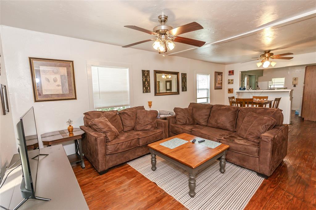 1306 Winn Road Bowie, TX 76230 - Photo 8 of 23