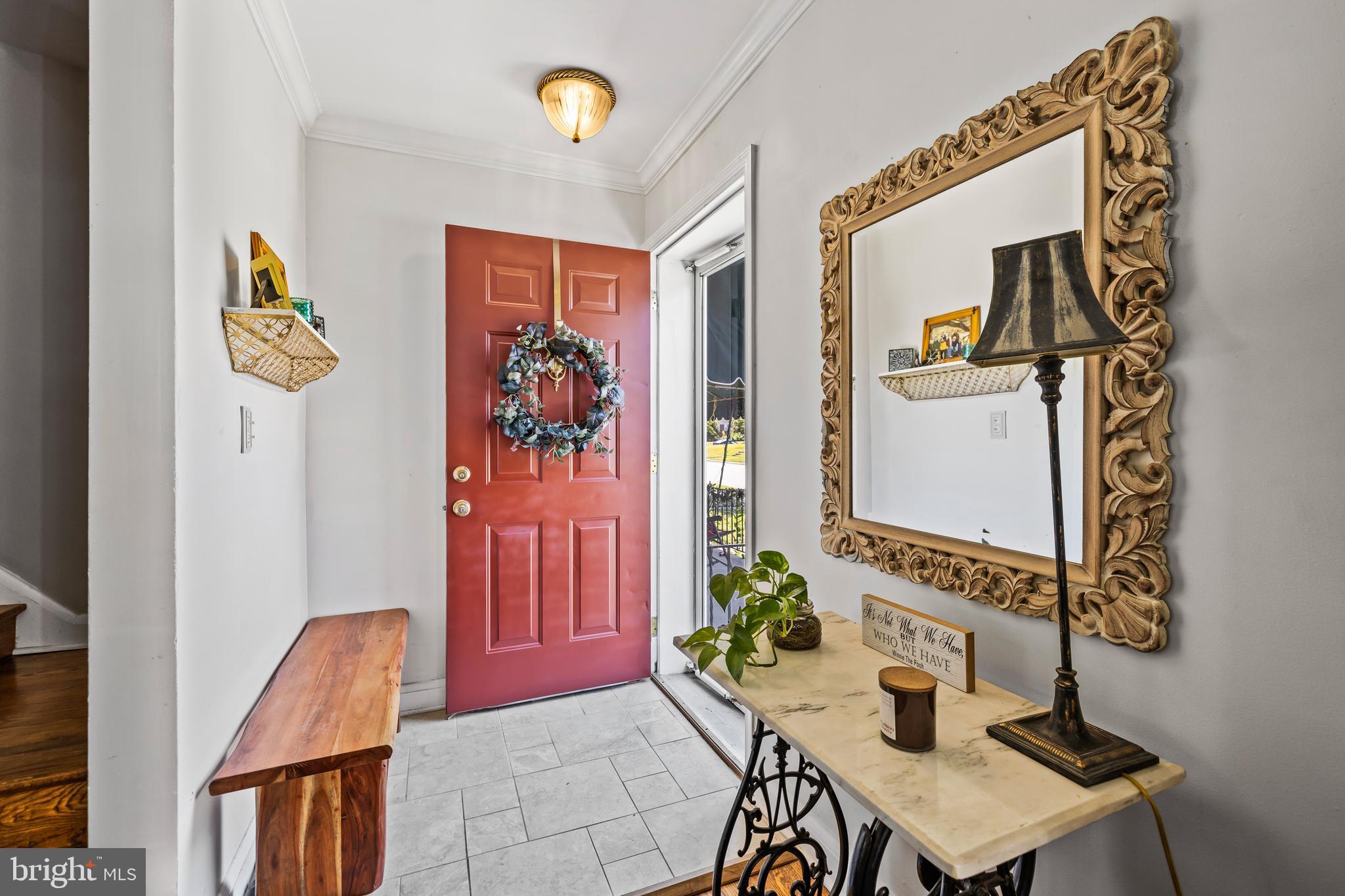 1624 Feldbrook Road Towson, MD 21286 - Photo 3 of 33 Foyer