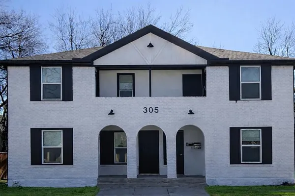 $1,125 | 305 Northwest 23rd Street, Unit 201, Fort Worth, TX 76164