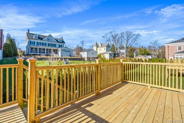 $2,299,999 | 233-17 38th Drive | Douglaston