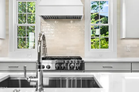 $1,999,000 | 6 Chantilly Place, Durham, NC 27707