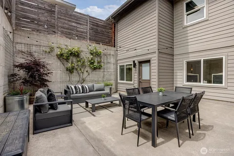 $1,995,000 | 1725 Martin Luther King Jr Way, Seattle, WA 98122