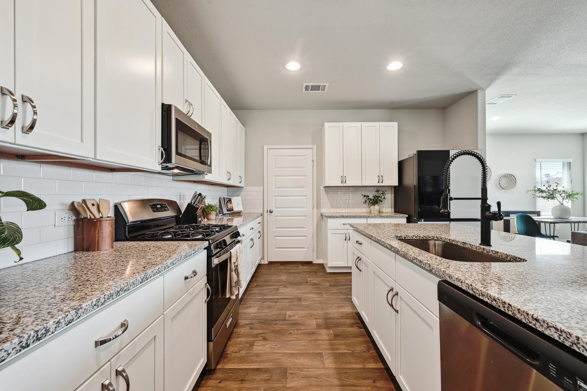 11724 Domenico Cove Austin, TX 78747 - Photo 4 of 26
