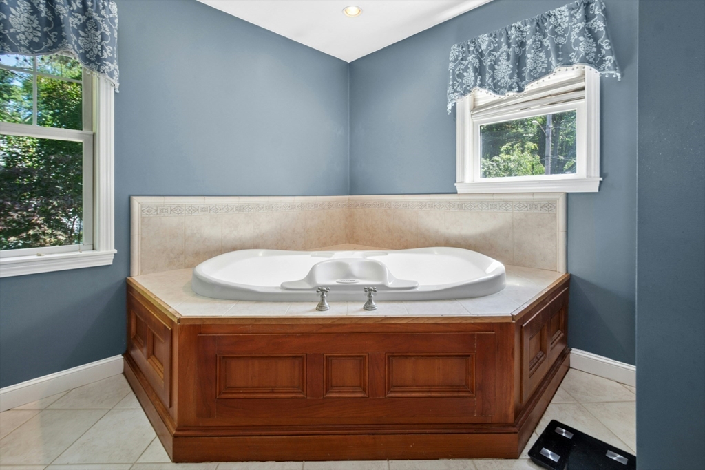 8 Raymond Way Ashland, MA 01721 - Photo 26 of 38 Gallery Image 26