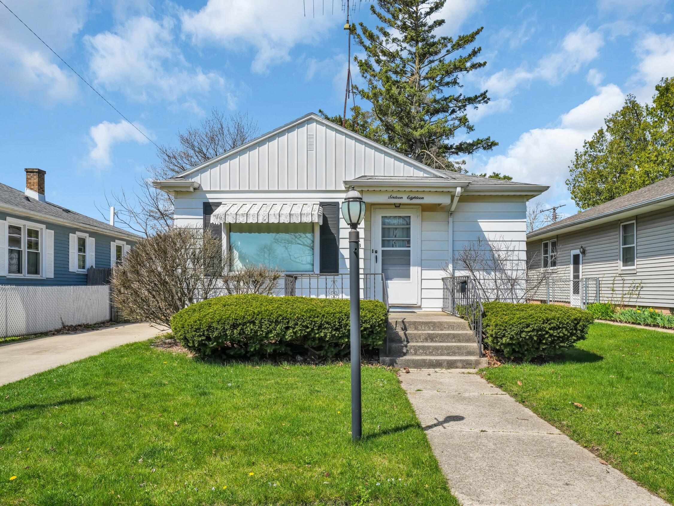 1618 Cleveland Avenue Racine, WI 53405 - Photo 1 of 1 Photo (2) (1)