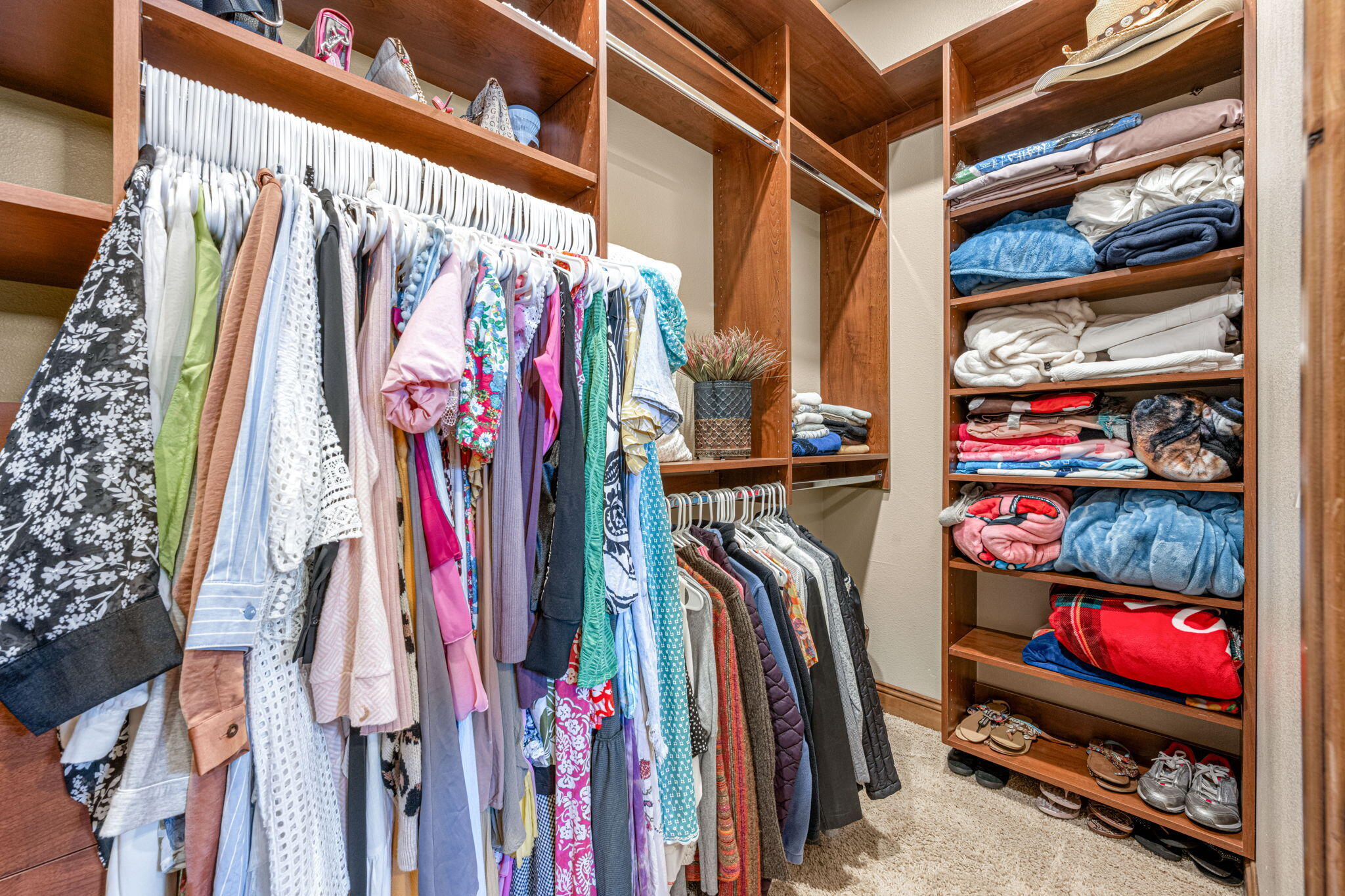 1536 Cliff Point Circle St. George, UT 84790 - Photo 42 of 63 Closet