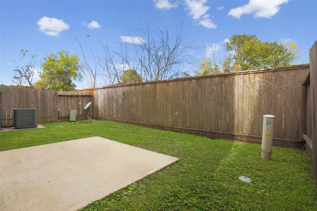 $449,000 | 2841 Shadow Woods Court, Houston, TX 77043