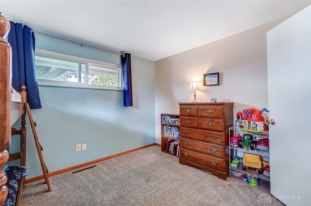 5756 Benedict Road Huber Heights, OH 45424 - Photo 21 of 36
