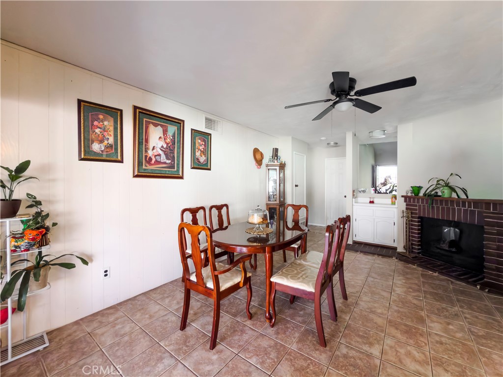 11544 Davis Street Moreno Valley, CA 92557 - Photo 16 of 54