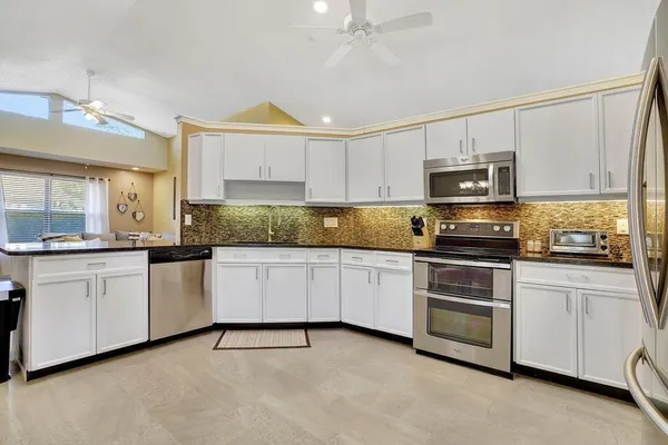 $7,500 | 14148 Paddock Drive, Wellington, FL 33414