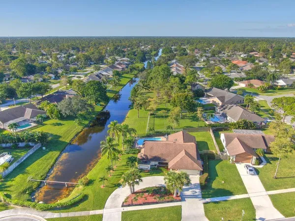 $7,500 | 14148 Paddock Drive, Wellington, FL 33414