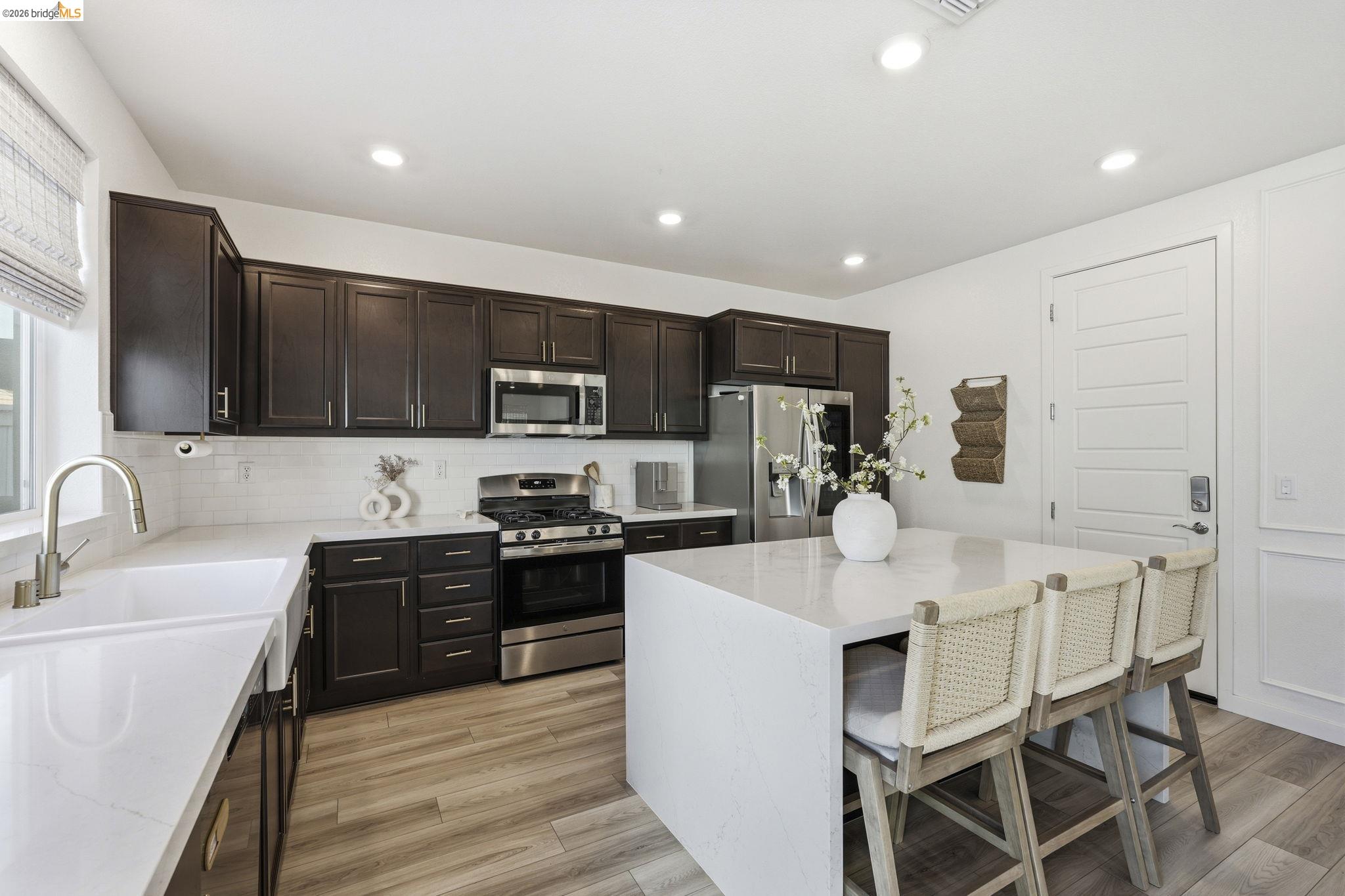 15929 Testarossa Street Lathrop, CA 95330 - Photo 8 of 40