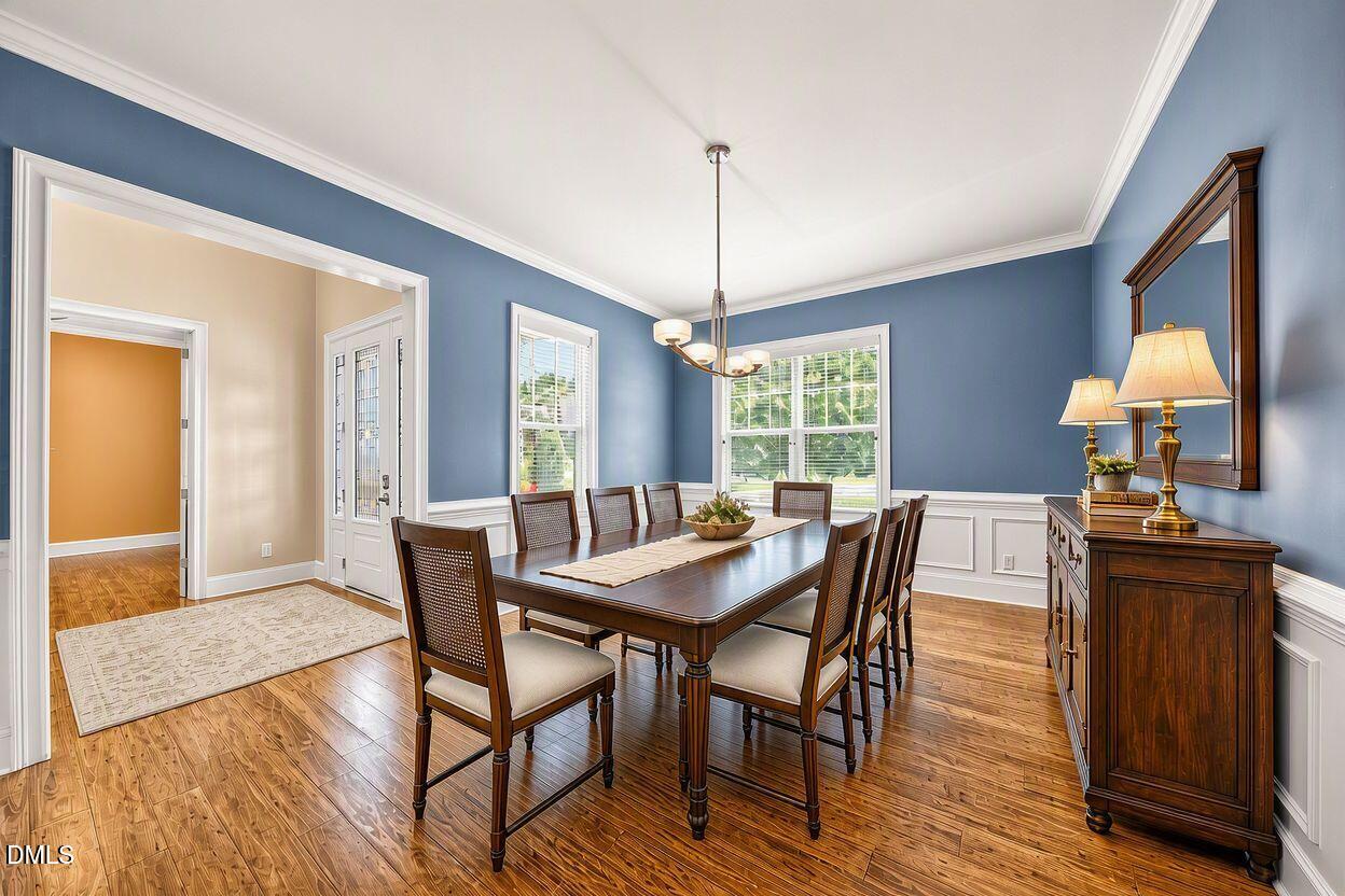 140 Restonwood Drive Apex, NC 27539 - Photo 6 of 63 Virtually stage dning