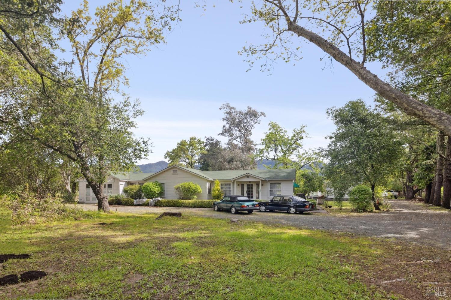 3048 Myrtledale Road Calistoga, CA 94515 - Photo 15 of 36