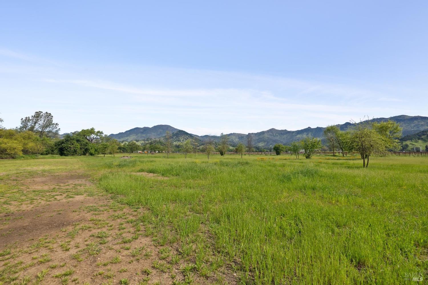 3048 Myrtledale Road Calistoga, CA 94515 - Photo 27 of 36