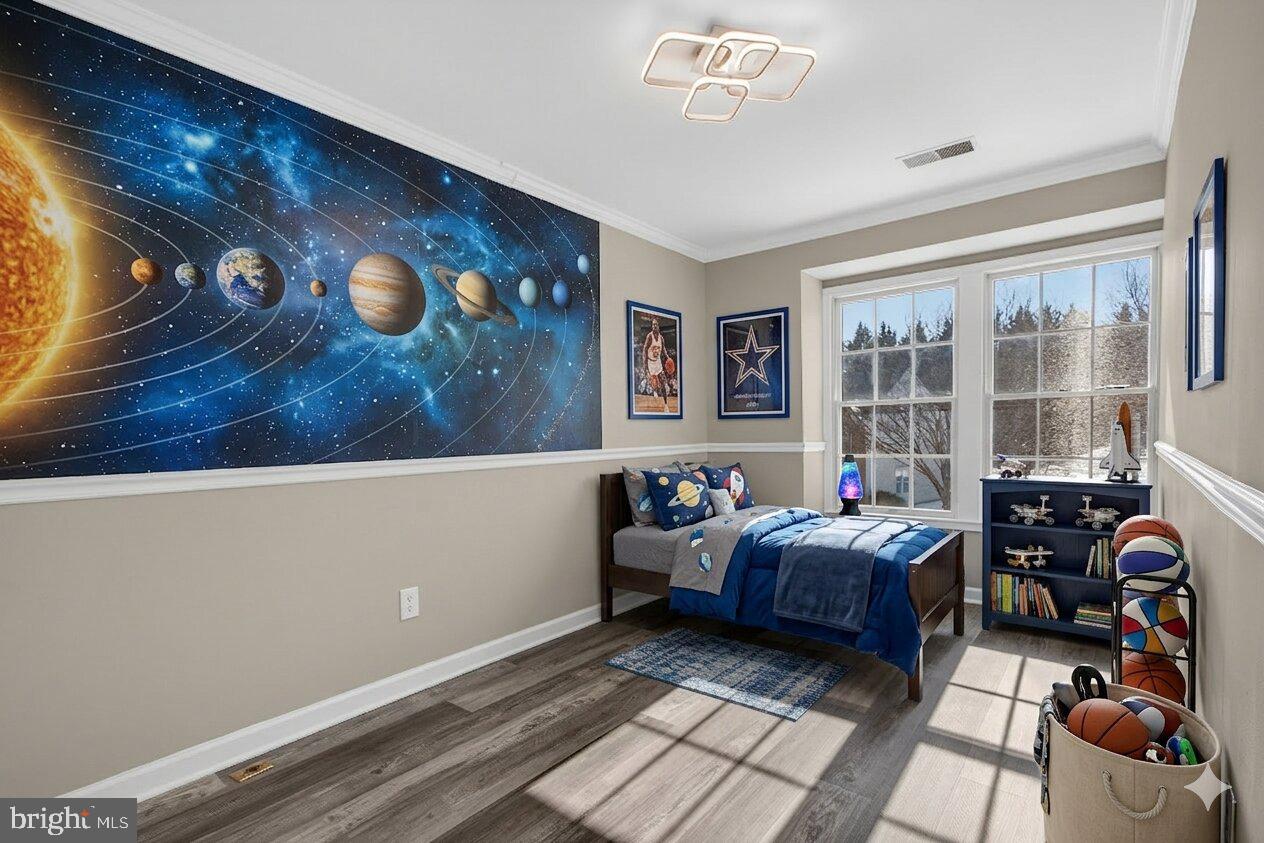 9963 Sherwood Farm Road Owings Mills, MD 21117 - Photo 42 of 48 a bedroom with furniture and a gate