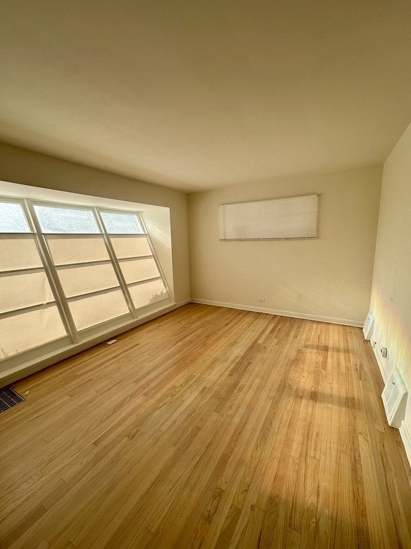 2156 Downey Road Homewood, IL 60430 - Photo 5 of 18