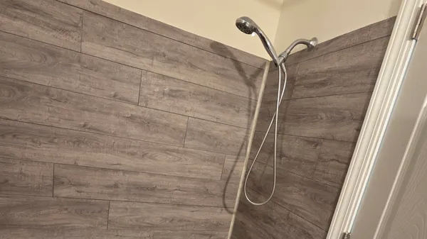 $2,900 | 2156 Downey Road, Homewood, IL 60430