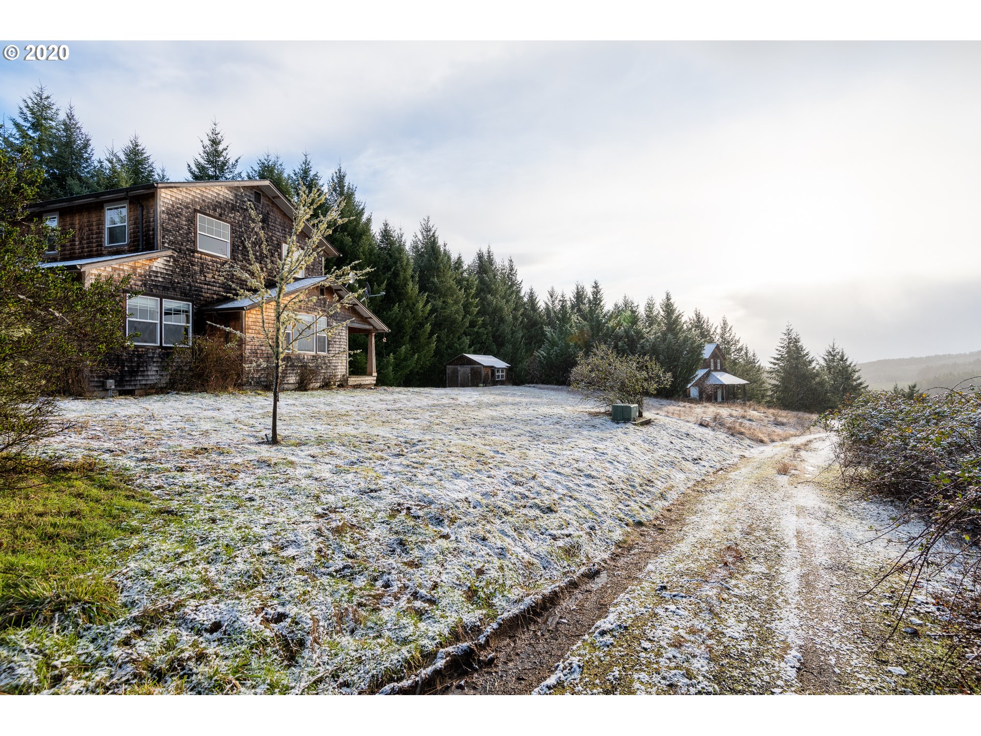 16470 Northwest Meadowlake Road Carlton, OR 97111 - Photo 3 of 32 Gallery Image 3