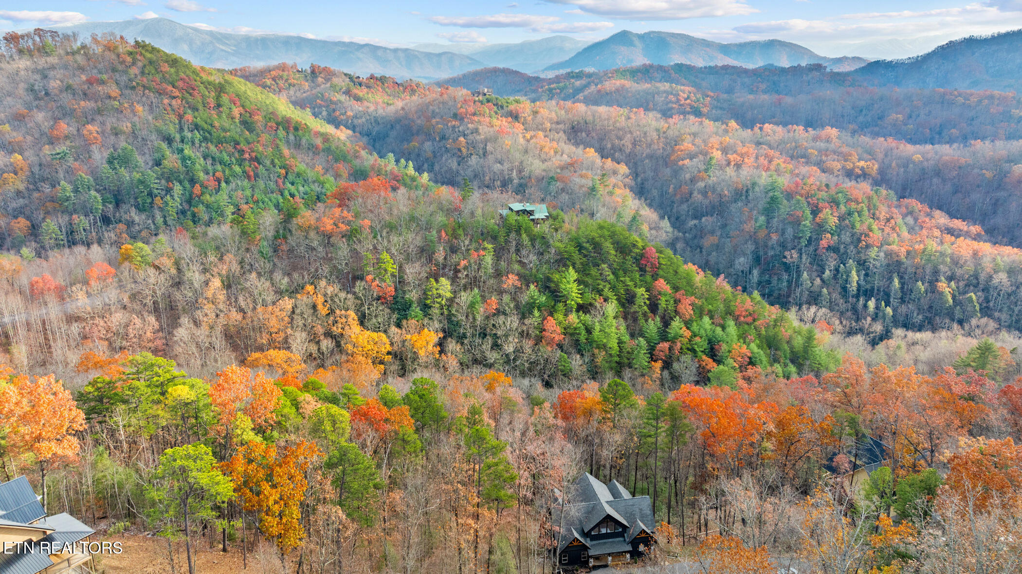 3045 Redtail Road Sevierville, TN 37862 - Photo 42 of 50 dji_20241203132330_0033_d