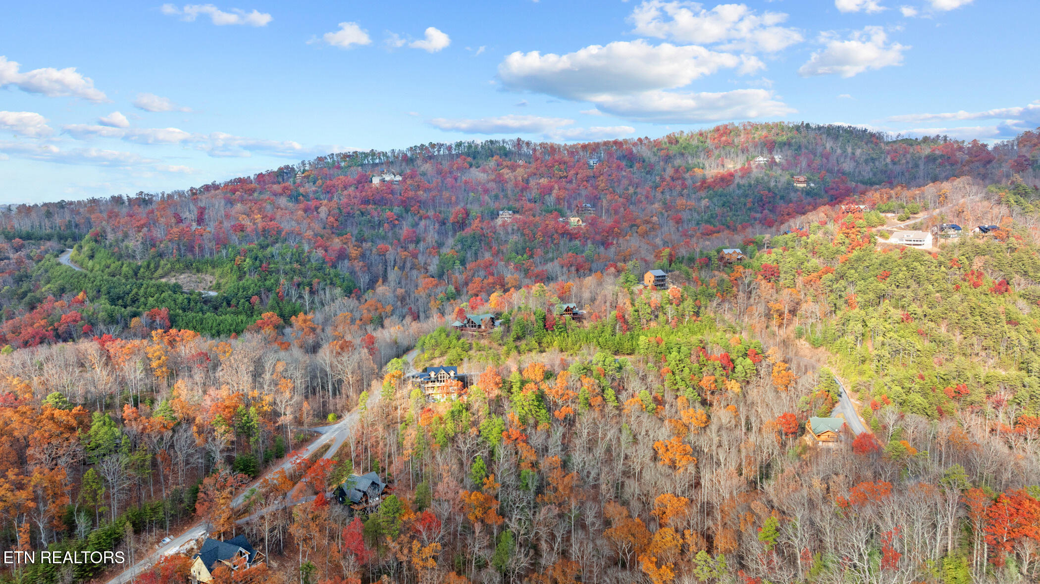 3045 Redtail Road Sevierville, TN 37862 - Photo 46 of 50 dji_20241203132939_0062_d