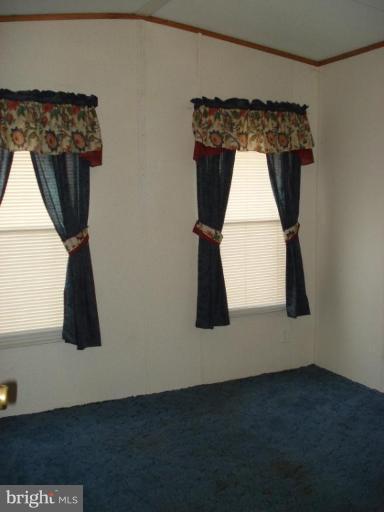 8556 Powhatan Road King George, VA 22485 - Photo 4 of 13 Sitting Room off of Masterbedroom