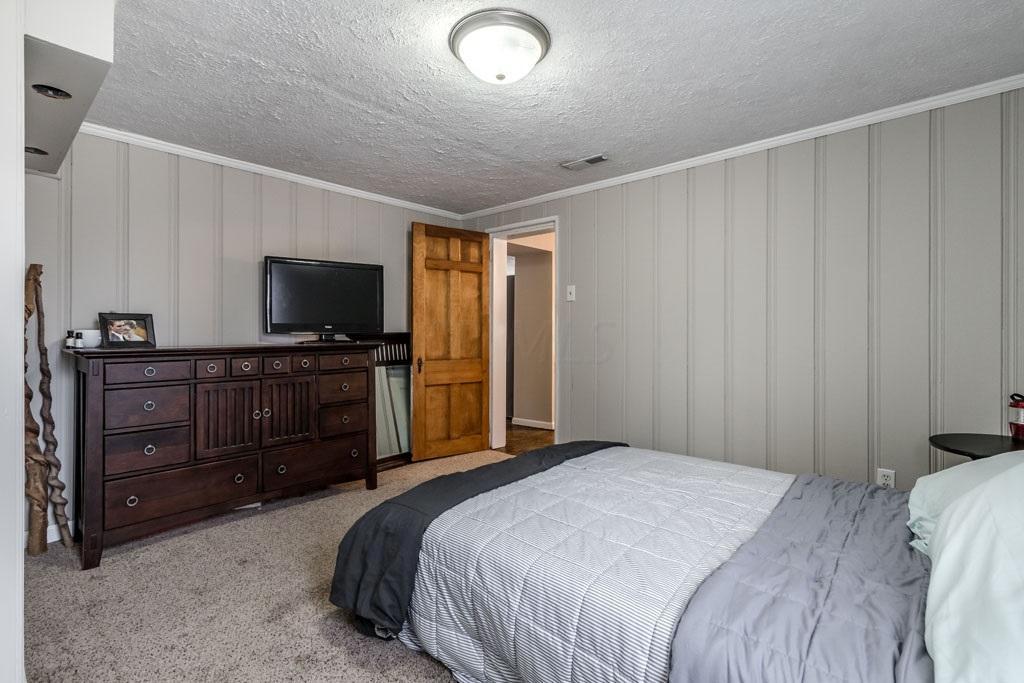 3851 Dixon Road Southwest Pataskala, OH 43062 - Photo 17 of 24 Gallery Image 17