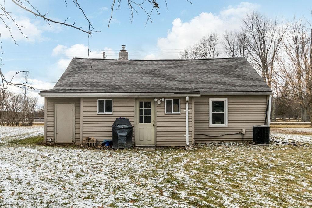 3851 Dixon Road Southwest Pataskala, OH 43062 - Photo 5 of 24 Gallery Image 5