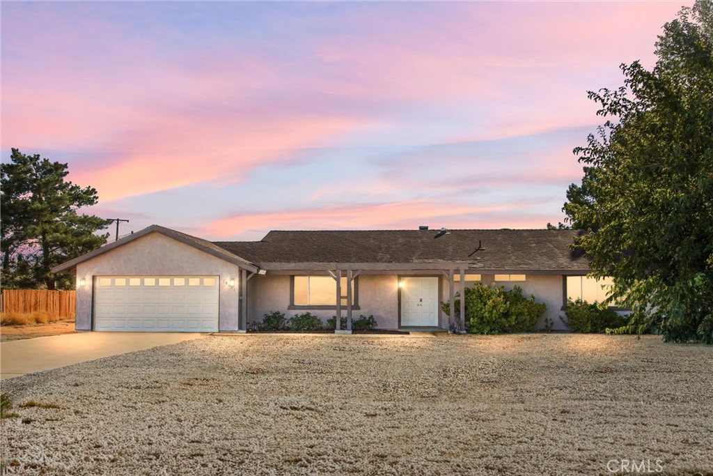 19891 Talihina Road Apple Valley, CA 92307 - Photo 1 of 41