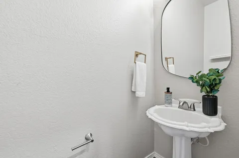 $460,000 | 10701 Beard Avenue, Austin, TX 78748