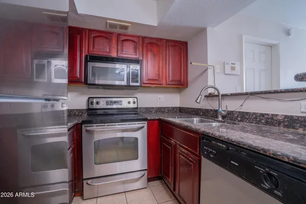 $170,000 | 3535 West Tierra Buena Lane, Unit 156, Phoenix, AZ 85053