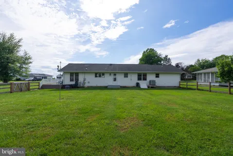 $575,000 | 713 Bay Drive, Stevensville, MD 21666